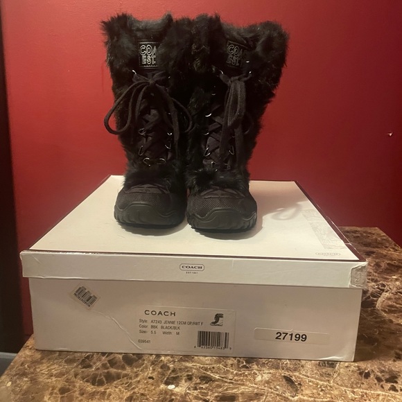 Coach JENNIE Size 5.5 Black Winter Lace-Up Rabbit Fur Snow Boot - Picture 2 of 8